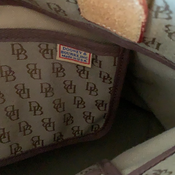 Dooney & Bourke large signature canvas tote - Picture 6 of 10